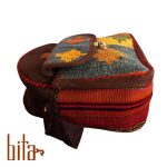 کیف گلیمی دوشی بزرگ قفل دار شکلاتی