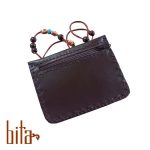 رومانتویی و کیف گردنی بزرگ چرم گاوی